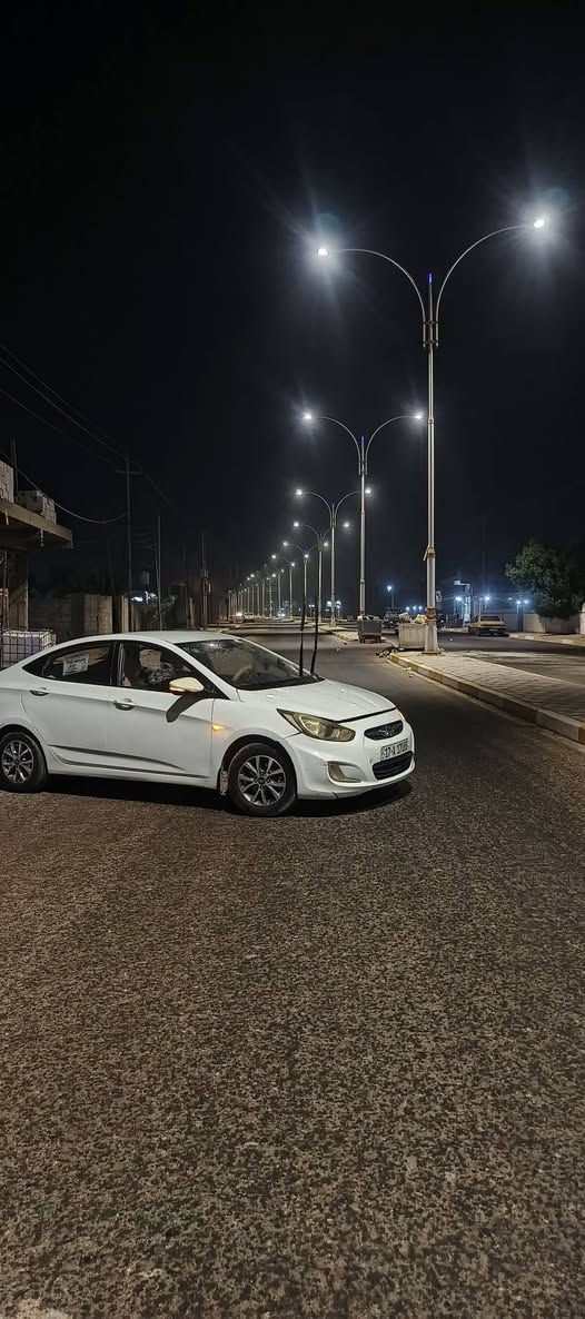 سلام عليكم
اكسنت مديل 13
سياره خير من الله 
السعر98
واتساب*********** 
باقي المواصفات واتساب..؟
