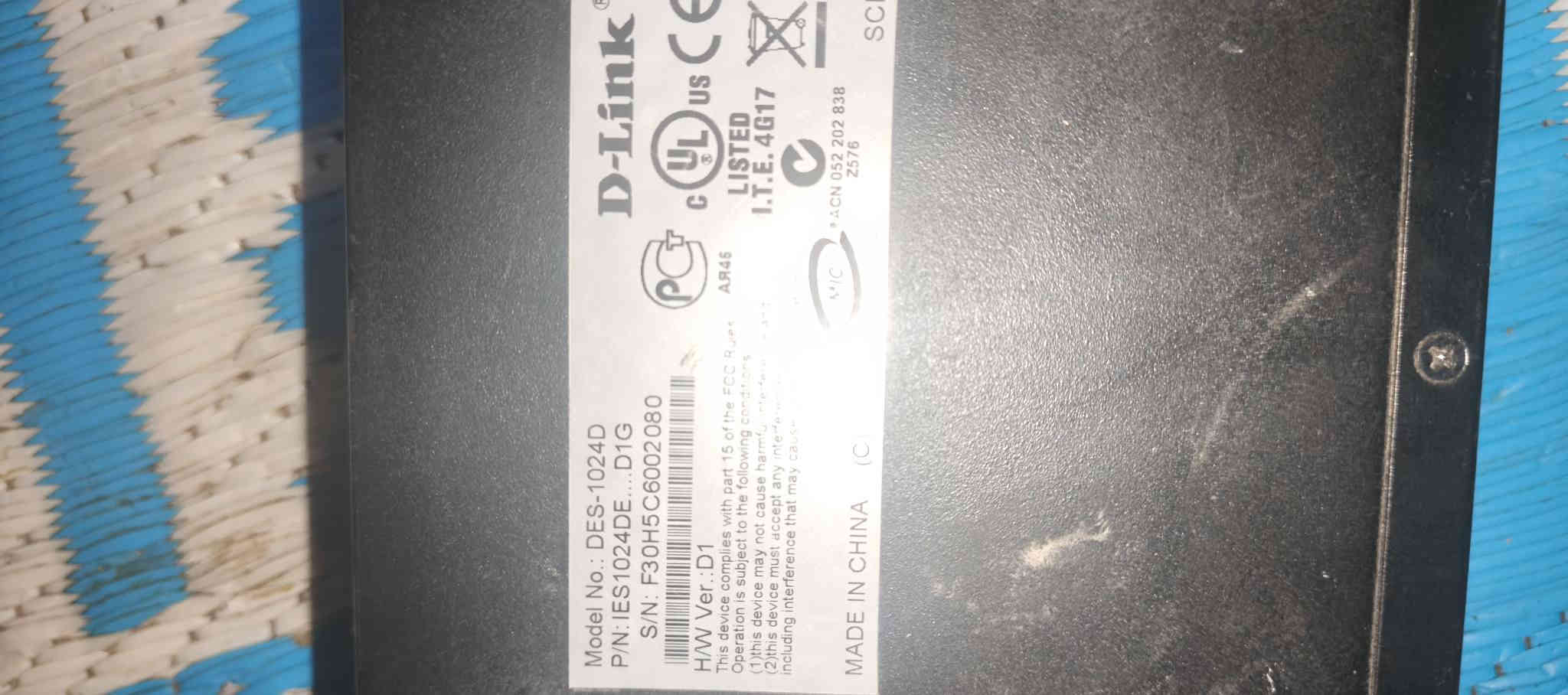 سلام عليكم 
روكتات xw عدد ٤ 
انجكترات مع محولات 24 v عدد ٦
فلات LHG 5 عدد 4 
دش انتي انويز ١
دالتا لنك حجم 31 عدد واحد
سيسكو 2950
سيسكو 2960
سويج دي لناك 
عنوان بغداد توصيل موجود ***********
