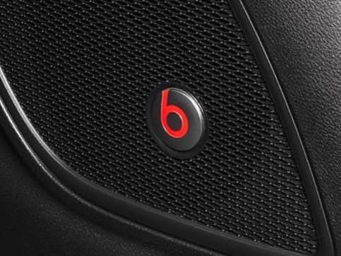 السلام عليكم الاخوان 
جيب كومباس فول فول المواصفات ١/١ كلين تايتل
موديل ٢٠١٨
لونين (برتقالي سقف اسود ) بلادي 
Jeep compass Limited 2018 trail houk(Clean Tiltle)

فول مواصفات للأخير   ماشيه 80 الف فقط

• المحرك والأداء: محرك 2.4 لتر 4 سلندر، بقوة 180 حصان، وعزم دوران حوالي

• ناقل الحركة: أوتوماتيك 9 سرعات (دفع رباعي 4x4).

• التصميم الخارجي: سقف أسود بلادي (توين كلاور)، لايت زينون/ليد، ويل كروم , صندوق شفط , بانوراما سقف دبل السلايد

• المواصفات الداخلية والتقنية: دواخل الكريمي (بلاد الشركة )شاشة كبيرة (10.1 بوصة) تعمل باللمس، نظام آبل كاربلاي/أندرويد أوتو، كشنات جلد (تدفئة/تبريد)، تشغيل عن بعد، بصمة، سماعات boost

• الأمان: رادار أمامي وجانبي، حساسات خلفية، كاميرا، وسائد هوائية متعددة.،+فور ويل يعني دبل اكسل بعد وهوايه مواصفات بيها

السيارة جديدة بمعنى الكلمة وبالواقع لونها بعد احلى من الصور وجاهزة 100% رقم و السنوية و هزة و فحص كله جديد

 تحويل + وكالة نفس اليوم

‏سعره خاص ‏‎للأستفسار هذا رقمي 

*********** بي واتساب أربيل, العراق
