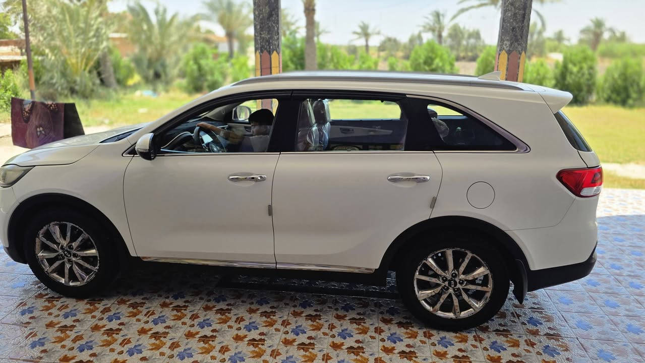 سورنتو 2015خليجي كويتي فول الاخير عده البنراما
محرك 6

السياره كفاله عده شبرين كرت بصندوك 

تجي تفحص خلاف كلامي اني ادفع السونار 

ماشيه 120 

رقم بغداد الجديد بأسمي تحويل مباشر 

السعر 180 مكان السياره بغداد اليوسفيه 

ترهم مراوس حسب القناعه 

***********

***********
