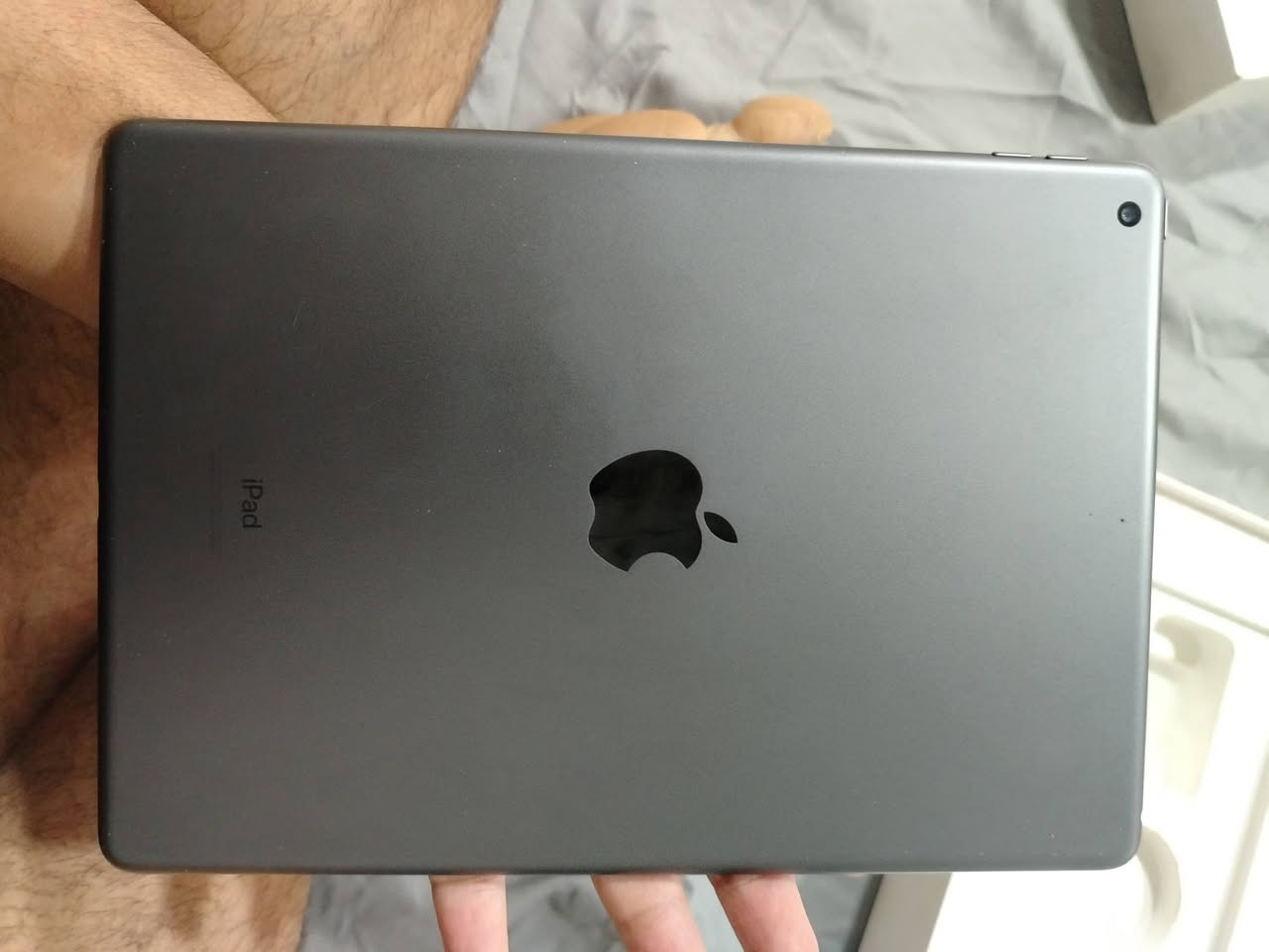 سلام عليكم ايباد 9 نضافة مثل ٩٠ الجهاز خير من اللة ذاكره 256 الجهاز بي فطر بالكلاسة ومثل ماموضحة بالصوره والبصمة متوقفة سعرة 250
***********
