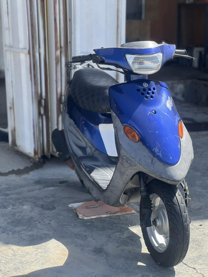 السلام عليكم دراجه بيجي البيع نضيفه تريده هيه وغراضه تريده بدون غراض رقمي ***********
