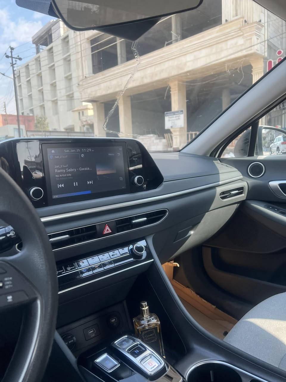 لسلام عليكم 
‏سوناتا ابيض مراوس وبيع 
مديل  2022
ماشيه 30 الف 
السعر 195$ محال بصيط 
امريكي دخول جديد اربيل بسم شركه 
كفاله من الدعميه الدعميه عدة 4 صابع بارد راجع بل جهاز ديبي ار   
المحرك 2500 كارتون 
مواصفات :
رادارات امامية وخلفية وجانبية 
نقطة عمياء 
قيادة ذاتية 
دخول ذكي
كروس مثبت سرعة 
شاشة كبيرة 
هند بريك كهربائي 
اشاير بلمري 
كامرة دواره
4 انضمة قيادة 
اوتو هولد  
العنون البصرة دور الضباط 
الاستفسار ***********
الوات ساب ***********
