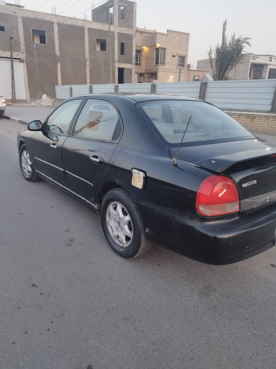 سلام عليكم 
سوناتا موديل 2000  رقم بصره سنويه جديده لل 29 
سياره جاهزه محرك وكير جدد اوتو تبريد ثلج حداديه 
وكهربائيات كله جاهزه بدون ضربه سعره 52 
***********
