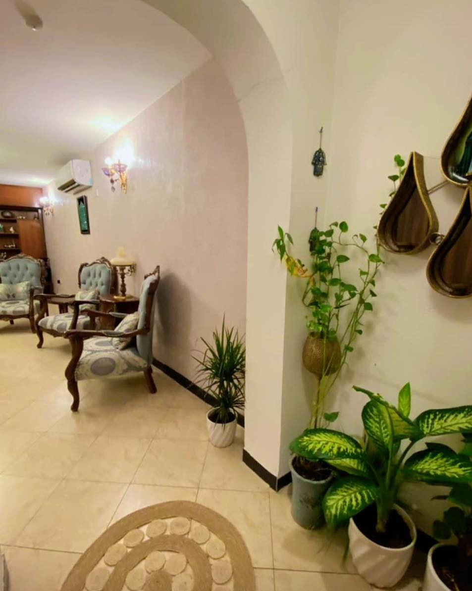 🔴دار تجاري للأيجار في الجادرية🔴

♦️المساحة 200 متر ♦️

✔️ايجار شركات او عوائل✔️
__________________________________
✨يتكون من كراج صالة استقبال مطبخ غرف نوم عدد 2 وحمام الطابق الاول معزول بدرج خارجي يتكون من غرفتين نوم وصالة ومطبخ وحمام✨

📍الموقع الجادرية شارع مركز باربي 

♦️للأستفسار الاتصال على الارقام ♦️
__________________________________
📞***********. ***********📞

🏗️الرفاه للأستثمار والتسويق العقاري🏗️
