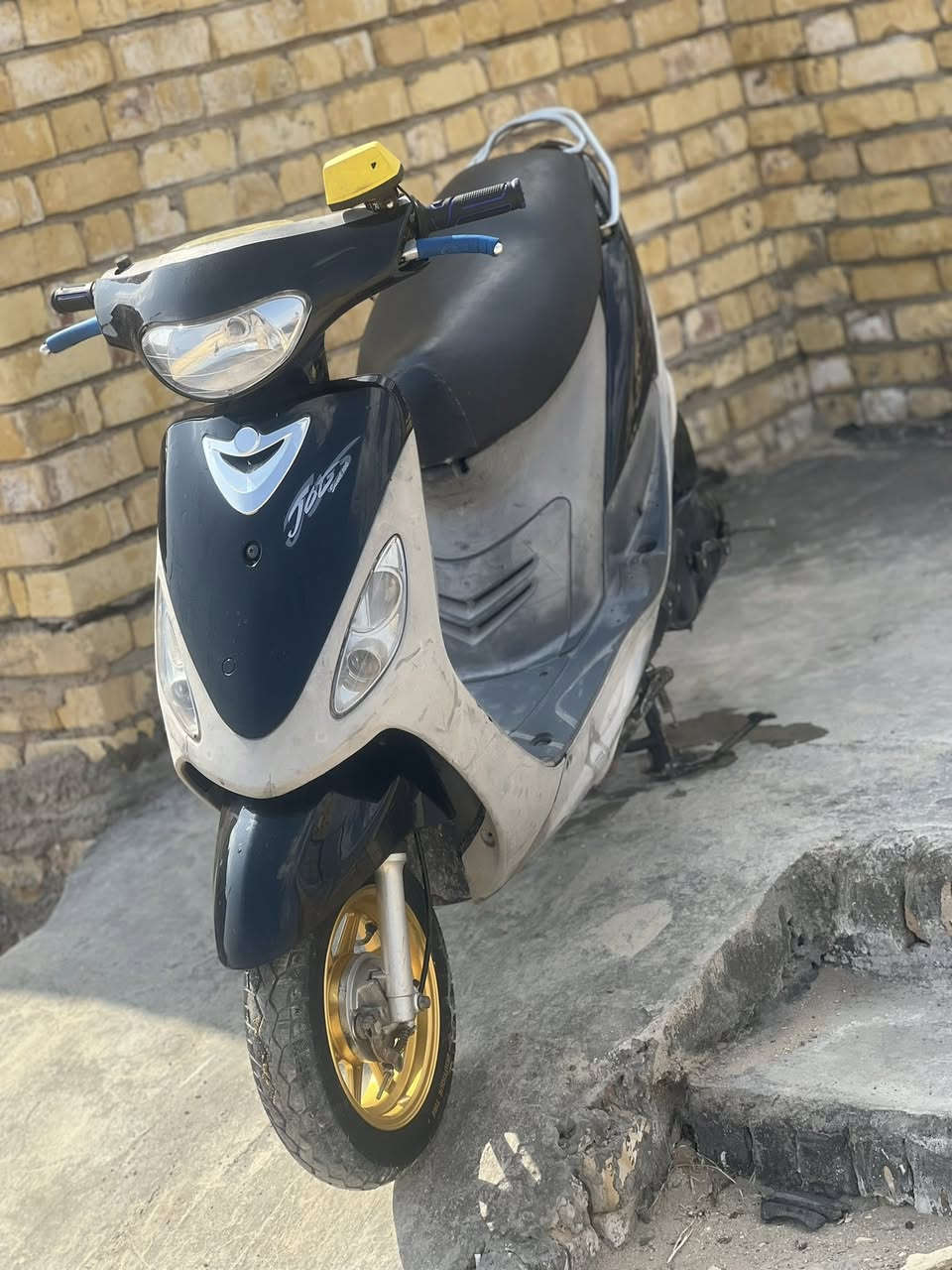 دراجه ماكس منغولي للبيع دراجه كفاله عامه وياله نجمه السعر700وبيها مجال مكاني السماوه مركز
***********
