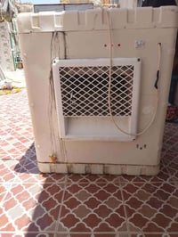 للبيع شرط الشغل السعر 75 07814778961متواجد واتساب