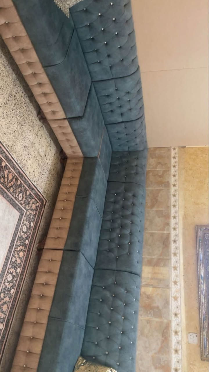 ديوان شغل عراقي. ٨ مقاعد.
بغداد البياع 
*********** واتساب ب٣٠٠

