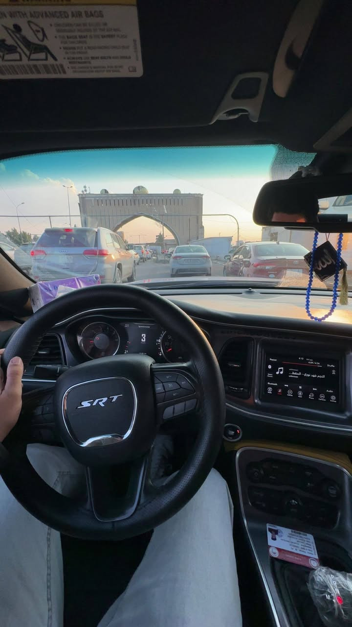 جالنجر ١٨ حادث موضح بالصورة جامرلغ وبونيد ماشية ١٢٧km حقيقي سنوية ٢٩ كير ومحرك بالشر  
السعر ١٥٥ وبيهة مجال بسيط  السيارة نضيفة على ايدي  مكان كركوك فيلق اي استفسار اتصل خط او واتساب ***********
