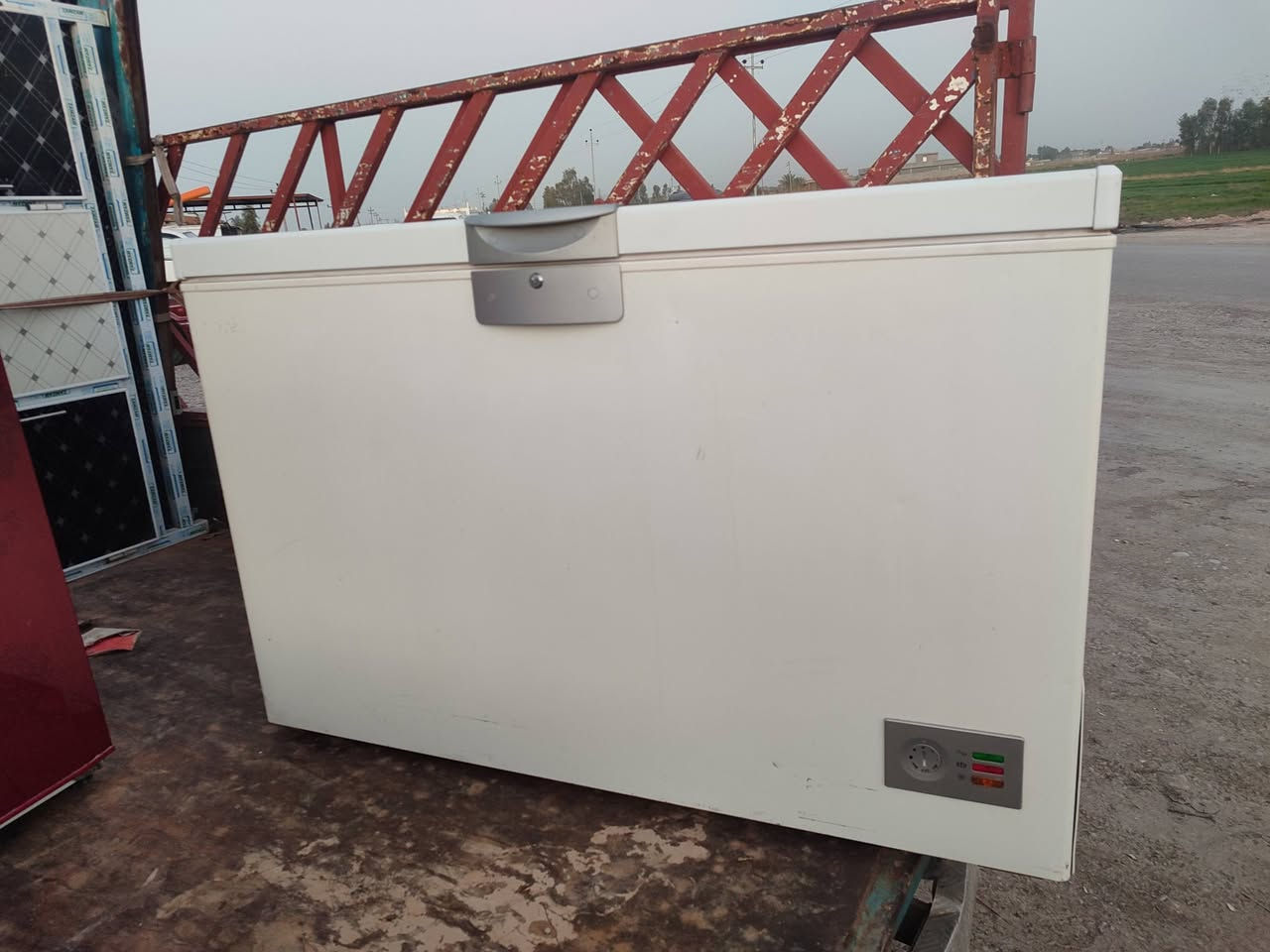 مجموعات اغراض لبيع كله نظيف وجديد وعل فحص نبيع ونشتري ونراوس عندك اي شي دزه خاص او عل واتس اب ***********
