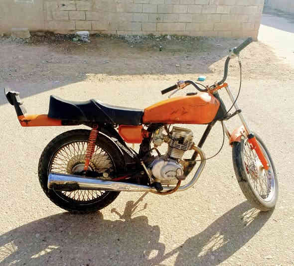 دراجه للبيع نامه بشرط السعر 250 ولموشراي رجان لايكسر بسعر عنوان الفيلق ***********
