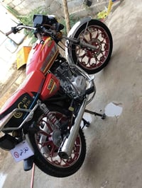 دراجه سيفانه للبيع جديده وكامله مكمله كلشي ممفتوح بيه غير متواجد عل نت...