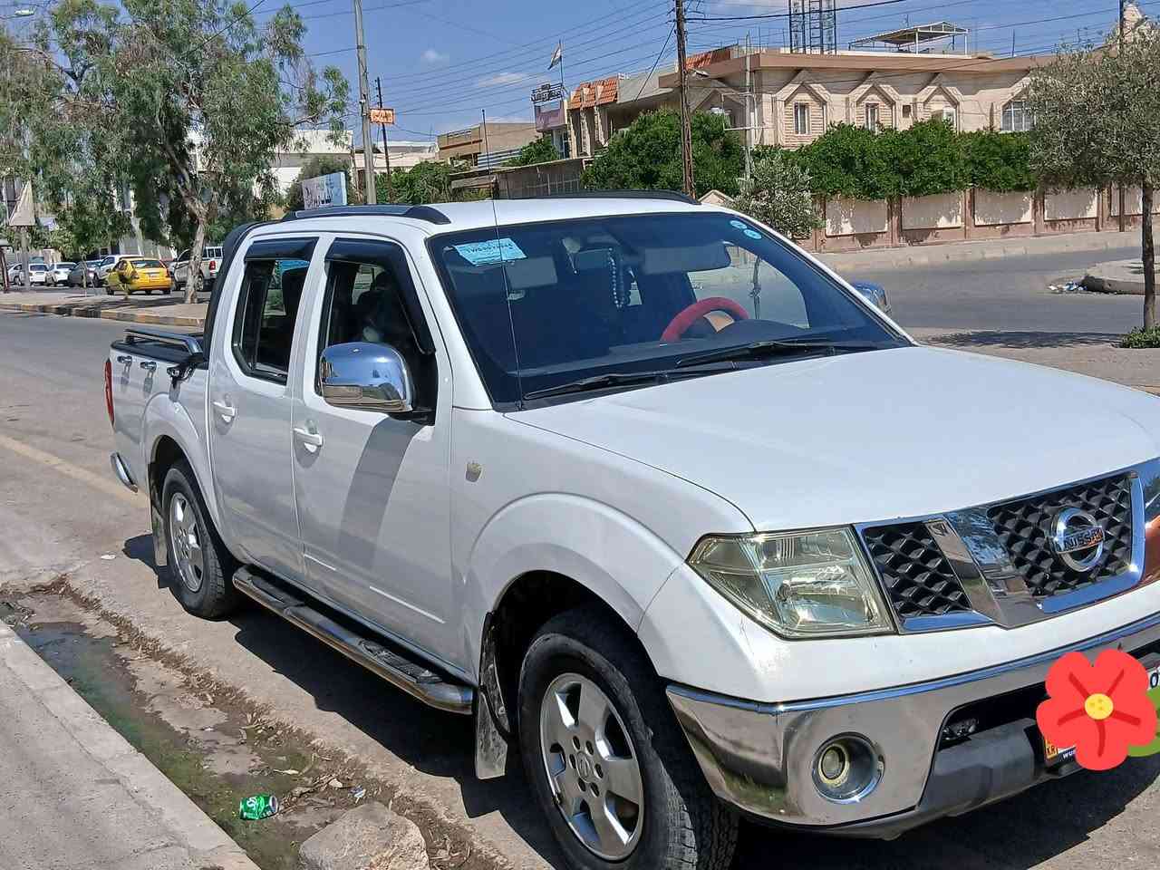 نيسان نيفاره 2009 رقم دهوك انكليزي سنوية لغاية 27 مكينه كير تبريد تدفيه شرط السياره بدون اي ضرر او صبغ  السياره مال بيت شرط التحويل السعر 100 لتواصل اتصل *********** او ***********

