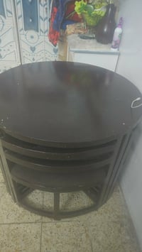 طاولة • بلا ضرر • للبيع