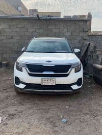 كيا سليتوس مديل 2020 بيها صفحه السايق متجايه ومعمره حلوه تعميرتها ماشي...