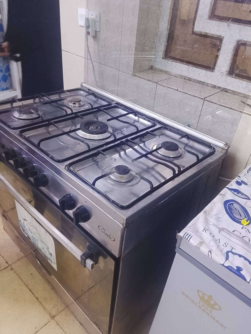 طباخ للبيع فريش مصري بغداد الكراده٠ ***********

