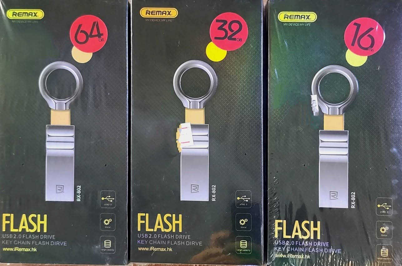 **توفر لدينا جميع أنواع قطع التخزين وملحقاتها:**

 * 💾 **هاردات وركات:** هاردات داخلية (120GB / 500GB).

 * 📸 **ميموري كاميرا:** كارت SanDisk   لتصوير الـ 4K.

 * 🔌 **فلاشات (أصلي وتجاري):** من 2GB إلى 64GB ( SanDisk / Remax. #ضمان_3اشهر

 * 📱 **ميموري موبايل (أصلي وتجاري):** من 2GB إلى 64GB ( Remax / SanDisk. #ضمان_3اشهر

🔸مستخدمي ps2 اي هارد او فلاش تشتري جديد من يمنا
     تنزيل الالعاب (مجاني) 😁🔥

#مكتب_البديع
ناحية الشورة/قرب ثانوية العبير المسائية


**إذا كنت صاحب هذا الإعلان وتريد حذفه لأي سبب، رجاءا أرسل رسالة إلى الدعم الفني**