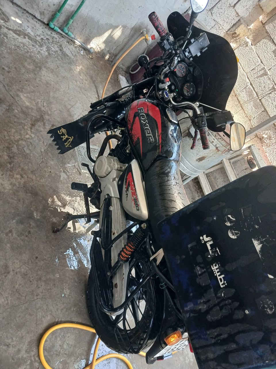 سلام عليكم شباب دراجه بوكسر جبلي مديل 21 مرقمه بسمي كفاله برغي ماناقصه كبل لشارع لتفاصيل /***********
/سعر ١٧٠٠وبيه مجال للطيبين /
