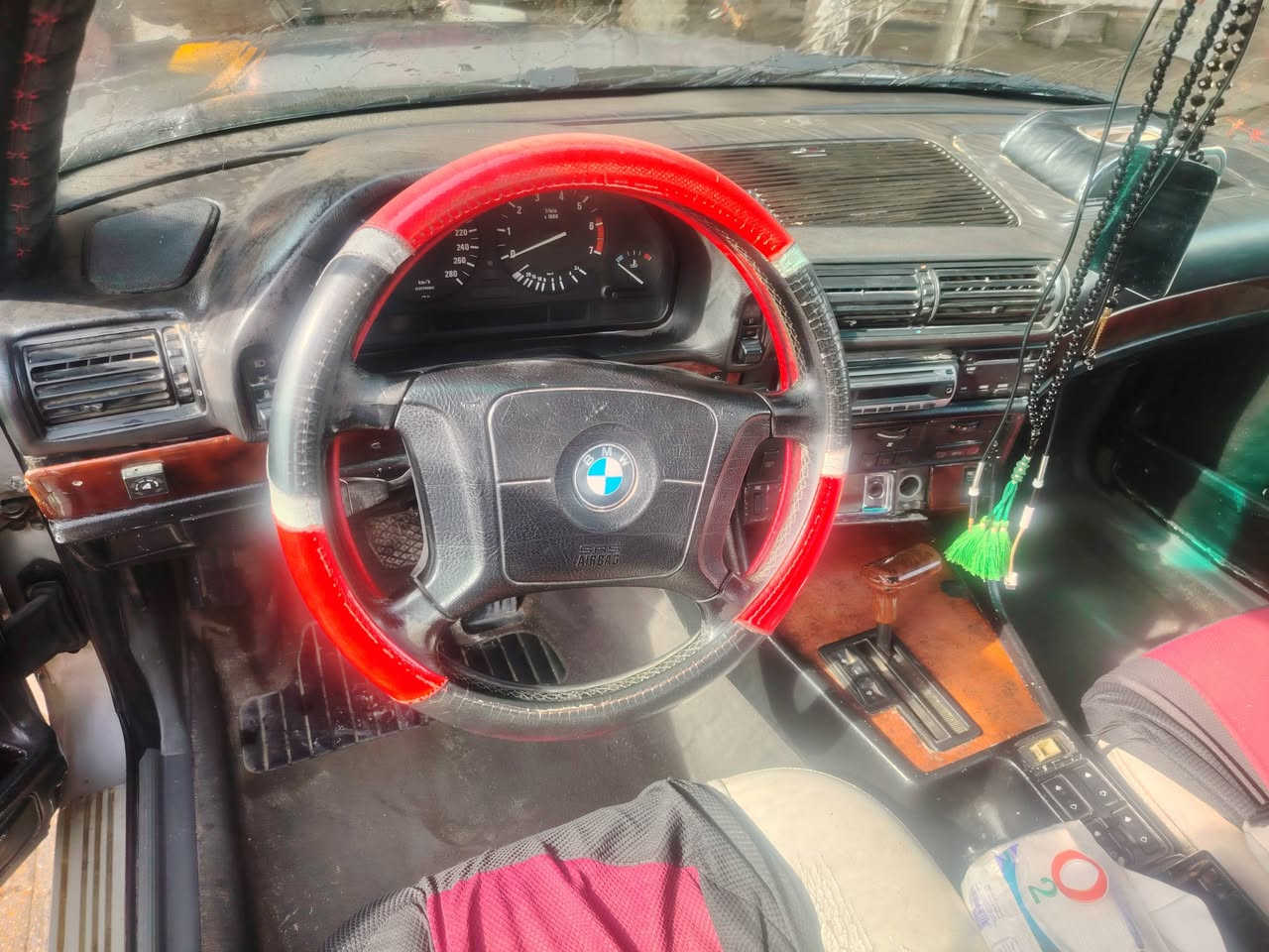 بيئم 730 مديل 93/
8 سلندر
رقم بغداد
سنوية ألى 26 /
مكينة كفالة /
تخم تاير جديد /
تبريد شغال /
تحتاج فقط ألى حداديه
ودعامية أمامية
سعر 45
العنوان ميسان العماره
***********
