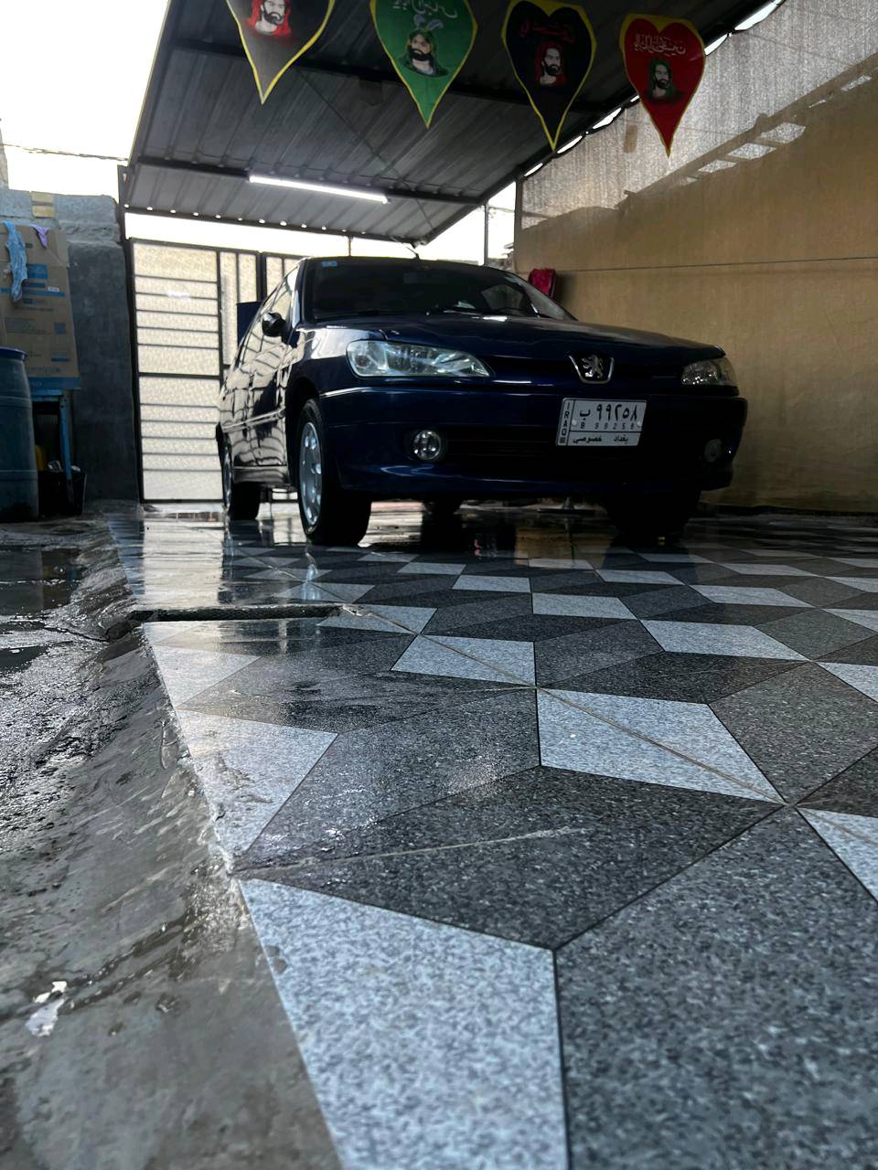 بيجو فرنسي 3006 /2002
سيارة كلشي ما ناقصها السعر/40
تبريد ثلج كهربائيات شغالة
سبير مسجل صدر جديد
صبغ مابيها ولا معجون
ولا خياس علة حطة الشركة
فقط جراد قليل من شمس
مكينة فووول حماوة انساها
بغداد قرب بسماية شرط التحويل***********