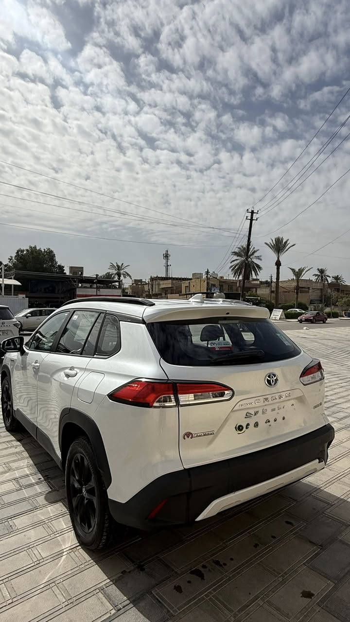 سلام عليكم
كورلا كروسس  هايبرد موديل 22 خليجي شركة جيهان مو تجميع صيني 
ماشيه 70 الف  كيلو 
 السياره مكفولة
  رقم اربيل الجديد
 
مواصفاتها
بصمة 
سلايد 
تحكم ستيرن
كامره 
حساسات 
درايڤ مود 
تثبيت سرعه 
السعر 185 ورقة 
مكان السياره بغداد المنصور 
***********
