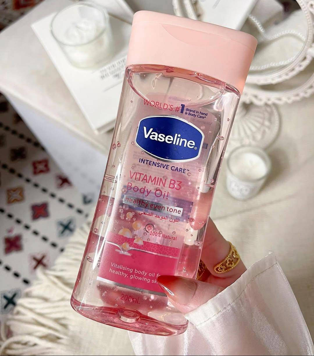 فازلين جل  ترطيب عميق ميخلي منضر زيتي عل بشرة بسرعة تمتصة يترك البشرة مرتوية ناعمة لونهة متوحد يخفتح الاماكن الداكنة 
منتجات اخرى كلهة اصلي وليس كوبي
توصيل متوفر لكل محافظات العراق


**إذا كنت صاحب هذا الإعلان وتريد حذفه لأي سبب، رجاءا أرسل رسالة إلى الدعم الفني**