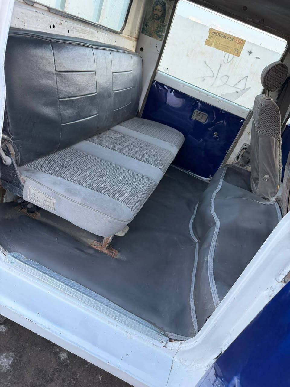 السلام عليكم كيا بنكو موديل ١٩٩٦ بأسمي انلكيزي رقم بغداد مشروع وطني سنويه ل٢٠٣١ شاصي محرك كفاله رقم شاصي واضح تحويل مباشر السعر ٥٥ اتصال فقط ***********
