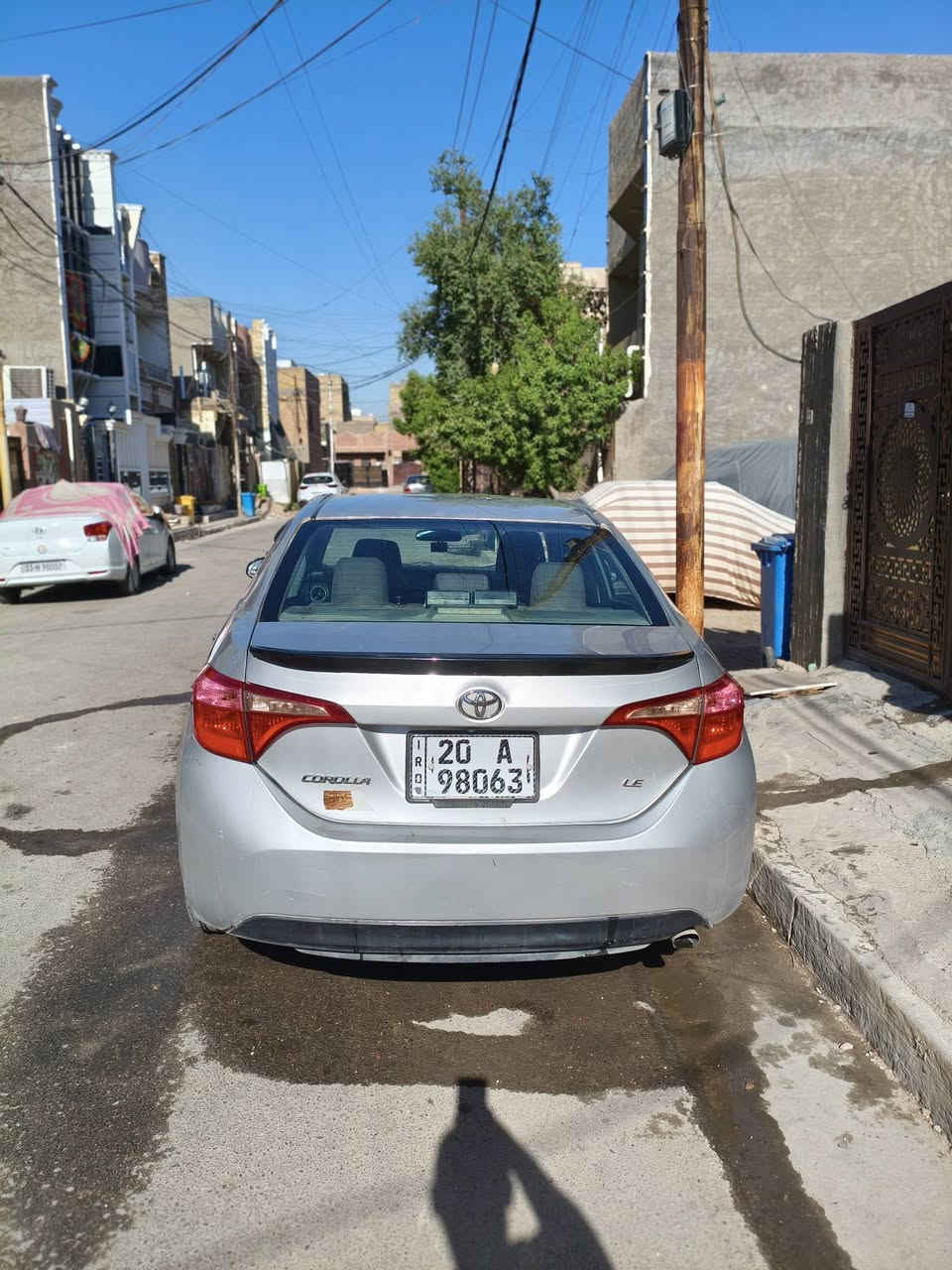 السلام عليكم 
السعر ١١٨ وبيه مجال
كورولا موديل ٢٠١٨ le 
رقم ديالى انكليزي باسمي
ماشية ١٠٤ الف
تدفئة تبريد
صبغ قطعتين +رش باب الخلفي
مكان السيارة بغداد قرب سيطرة الشعب القديمة 
***********
