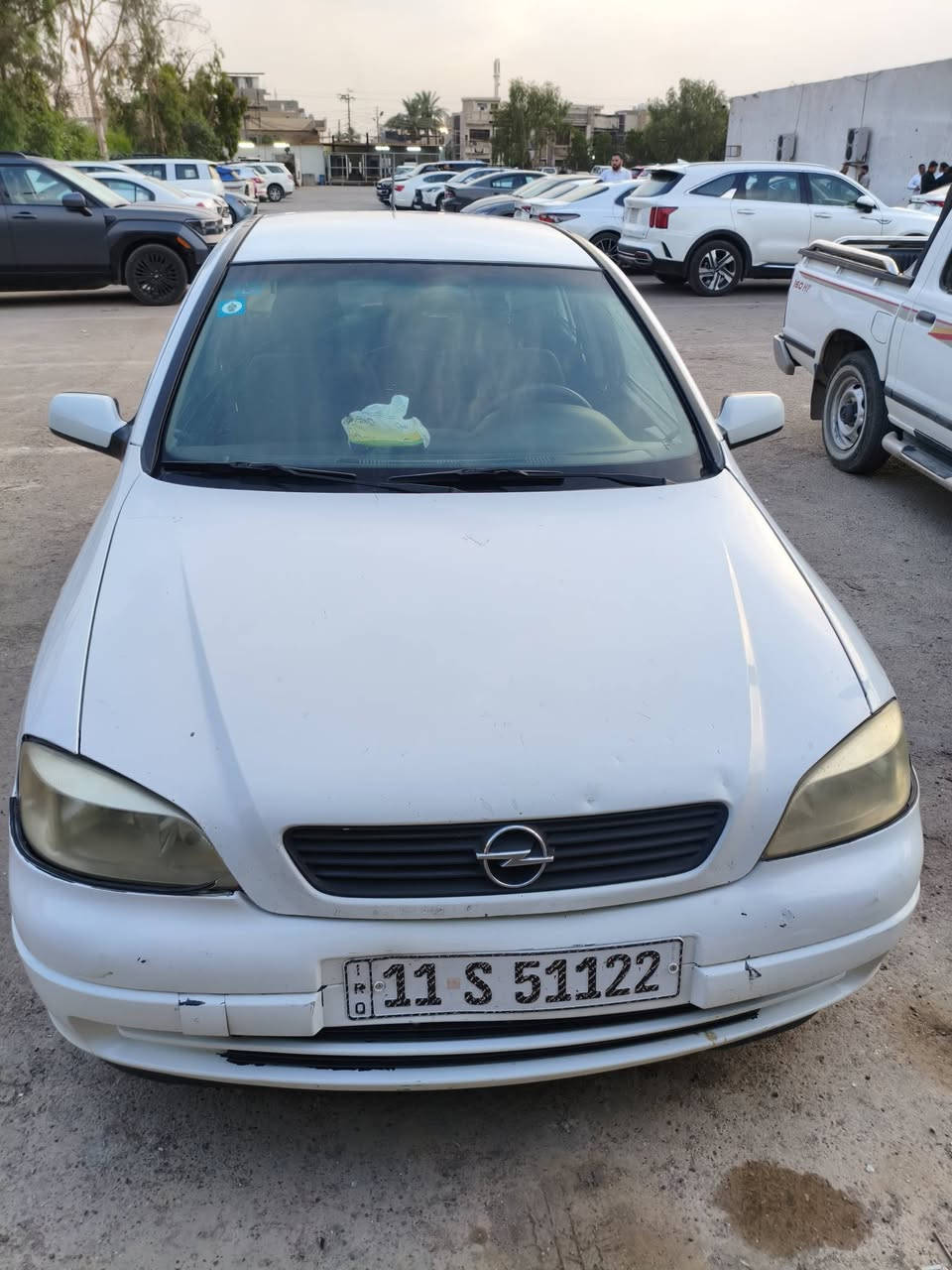 اوبل استرا 2002بلادية كير عادي 
محرك1600 مسكر 
محرك وكير كفالة عامه 
تبريد ثلج الصدر جديد 
باتري وسلف وداينو مع تخم تاير كله جديد 
كهربائياتها على وضع الشركة ماملعوب بيها 
ترايك وين متريد 
السعر 58 وبيها مجال. جدا بسيط المو شراي ليخابرني ويصرف رصيد 
للتواصل ***********
مكاني العامرية و ابو غريب
