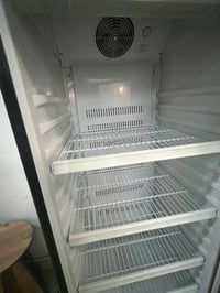 ثلاجه تركيه استعمال فقط شهرين اشتريتها 350,000 اريد ابيعها 200,000 موق...