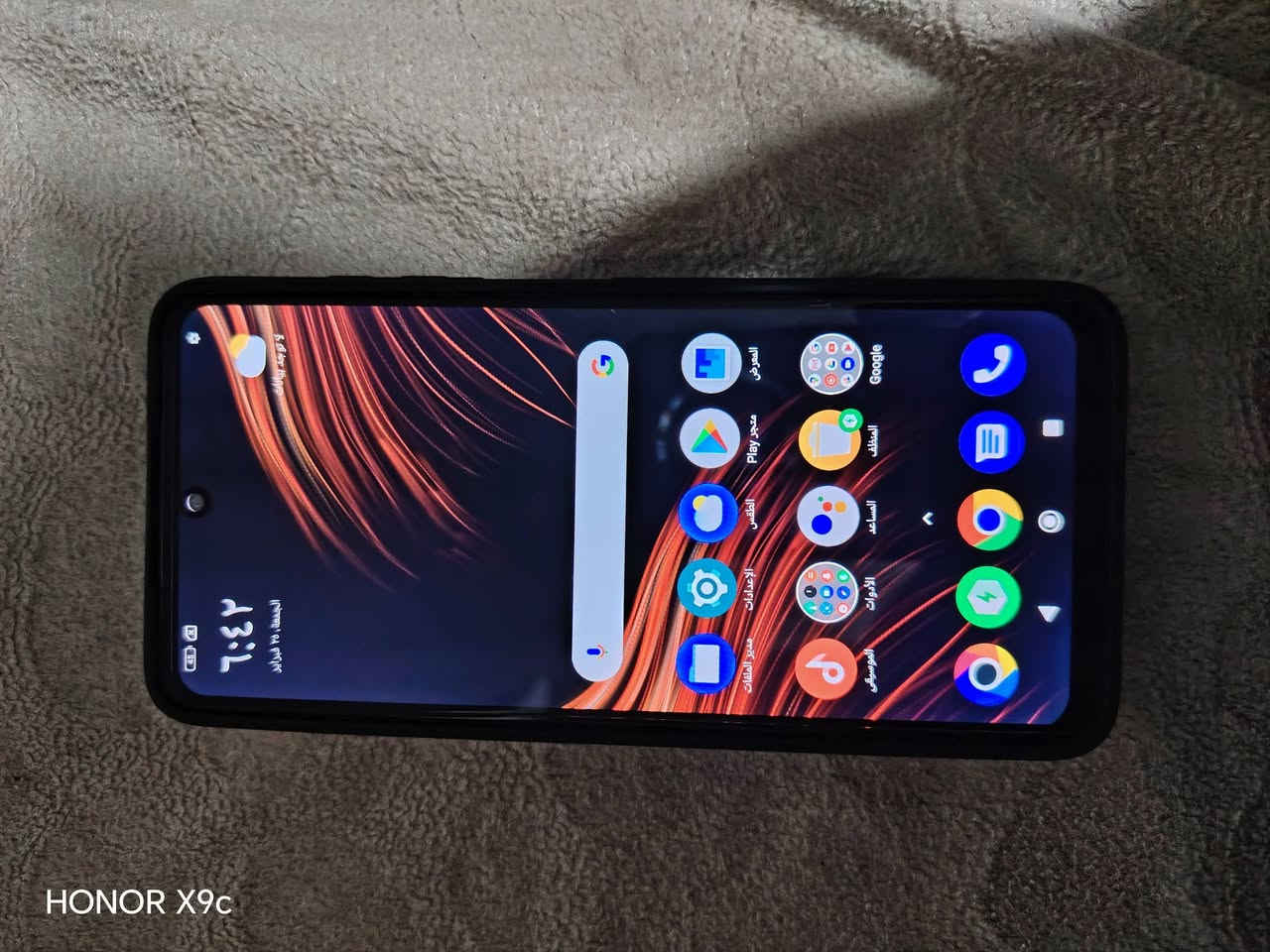 Poco x3 poro شاشه مبدل أصلي 
داكره 256رام 8 التواصل 
***********
