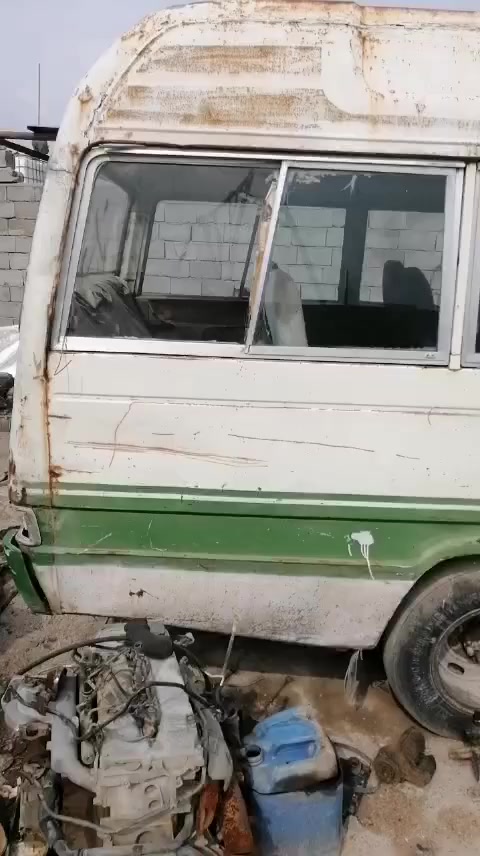 سلام عليكم كوستر البيع عوزها مكينه وكير بيها وكاله 
سياره موجوده بل بصره سفوان  
رقم راعيها ‏‪+964 782 313 5733‬‏
مكلف بل نشر


**إذا كنت صاحب هذا الإعلان وتريد حذفه لأي سبب، رجاءا أرسل رسالة إلى الدعم الفني**