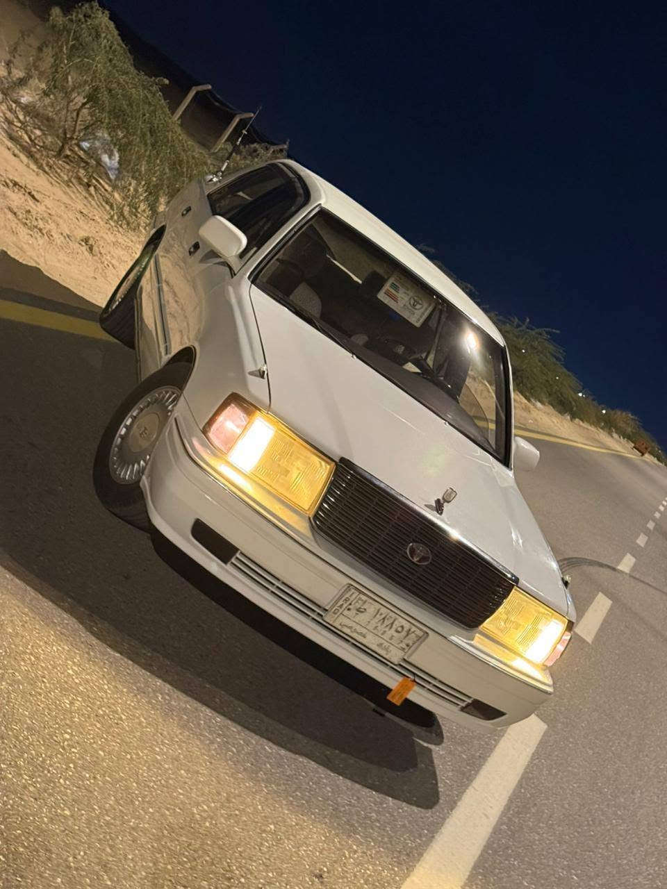 سلام عليكم سياره البيع ايسر بلاد المديل 99 رقم بغداد مكفوله من نقل ولكصه و اصوليات سعر 133 و بيه مجال بصيط العنوان بصره سفوان تواصل (***********)
