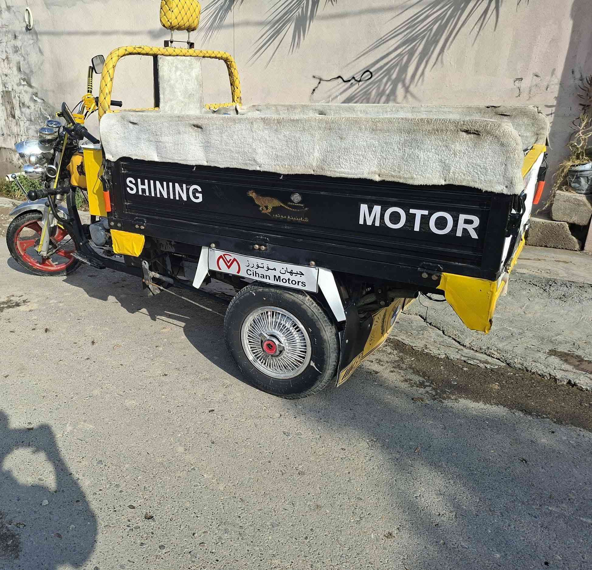 سلام عليكم
ستوتة ام الطير فحل موديل 20
مكفولة من كلشي شاصي ركبة 
كاملة مكملة 
سعرها مليون وتلثمية 1300
وبيها مجال حك الجية 
للستفسار اتصل عل رقم وبيك خير وتدلل
***********
