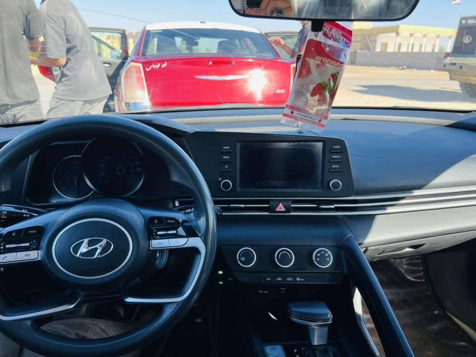 لسلام عليكم الانترا 2021وارد أمريكي حادثها بنيد وجاملغ مصبوغات فقط بدون تبديل تبريد حداديه مكينه كير كفاله مواصفات لايت زنون تحكمات شاشه الشركه رادارات اماميه وجانبيه رقم بصره معوقين معوقها ولد شاب موجود اتكفلك بوكاله عامه بعد 8اشهر واصير حره السياره  السعر 125مكاني ذي قار ***********
