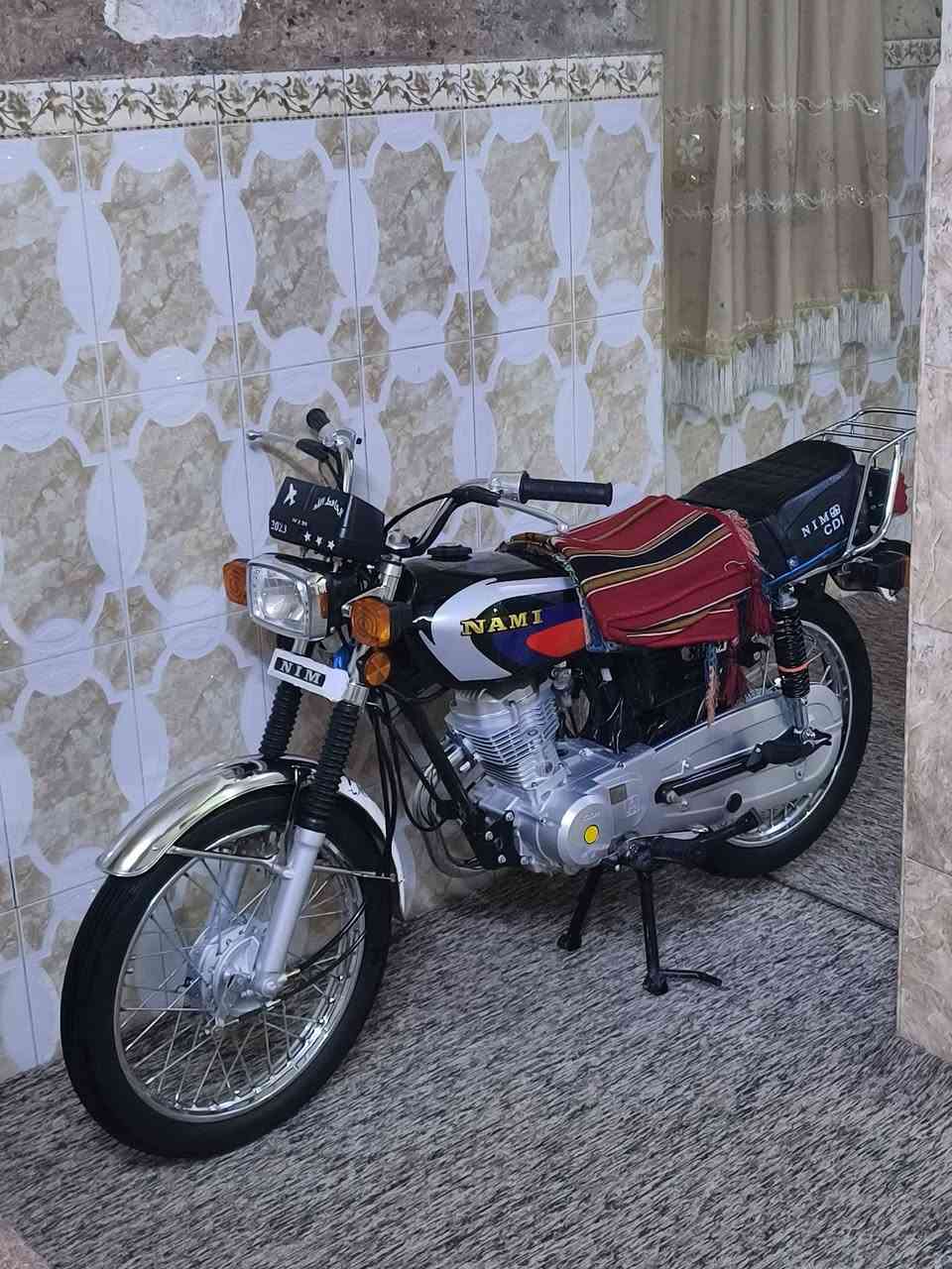 سلام عليكم ورحمة الله
نامه 26زيرو صار سبوع من طلعته 
الدراجه كفاله عامه الصور تحجي
السعر700وبيها مجال 
مكاني بابل المسيب سده الهنديه 
للستفسار ***********
