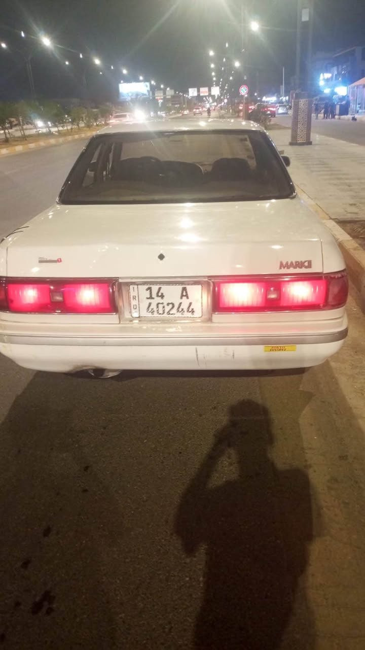 السلام عليكم 
مارك موديل 91 رقمها بصره انگليزي
سنويتها لل31 وهزتها ل27 
بيع مستعجل گير مكينه حداديه غرفه جدد
تخم تاير تحويل ثاني يوم 
مكفوله من الصبغ والگص ونقل الجثه 
كهربائياتها كله شغاله 
تحويل مباشر إذا ماتحول مباشر لاتخابرني
العنوان الناصريه المركز 
السعر 40 وبيها مجال بسيط 
التواصل ع رقم فقط لان مكلف بالنشر
*********** ناصرية, ذي قار

