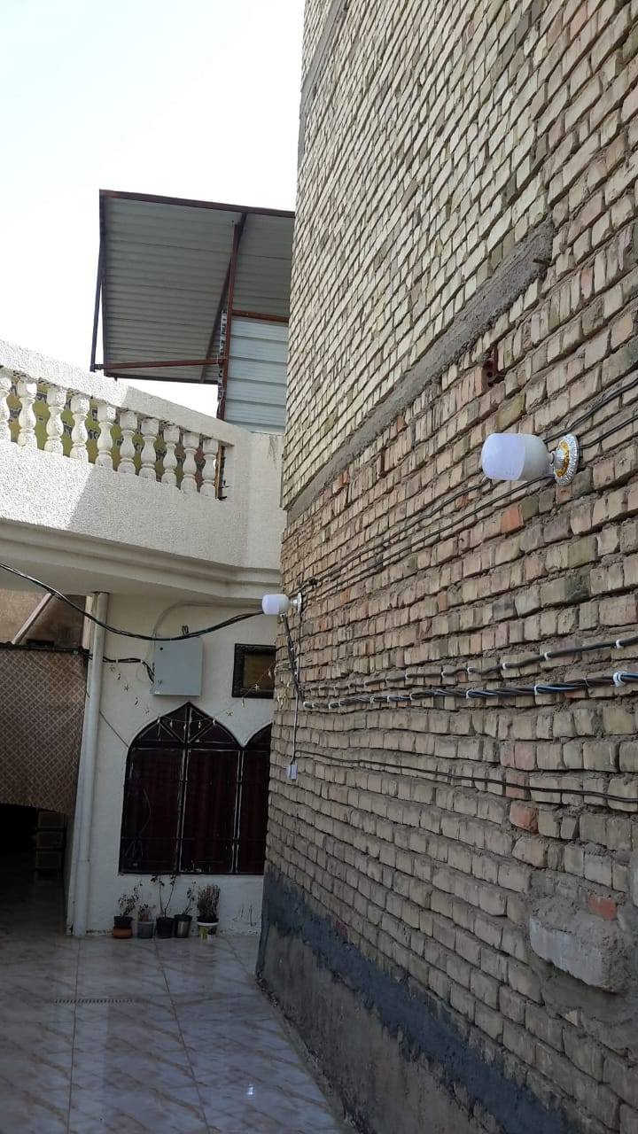 سلام عليكم
بيت طابو صرف 
بزعفرانيه /شارع المعهد
مساحه ١٨٨ متر
قاطين
استقبل+اثنين غرف نوم +صاله
+اثنين غرف فوك وملحقات كامله
السعر١٥٠ وبي مجال 
اني مكلف بنشر رقم صاحب الدار 
***********
لبيت خلفي حرفL
