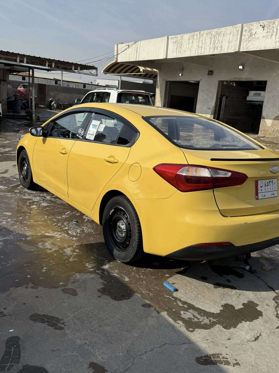 سيراتو 2013
وارد خليجي محرك 1600 دبل حساس دكشن عالي دوش محرك قبل شهر شادلها حداديه تخم تاير كير كله كفاله 
سيارة مال جناي مصفره هيئة وغرامات تحويل ثاني يوم رقم بغداد 
عنوان ميسان الجمعيات رقم صاحب السياره ***********
