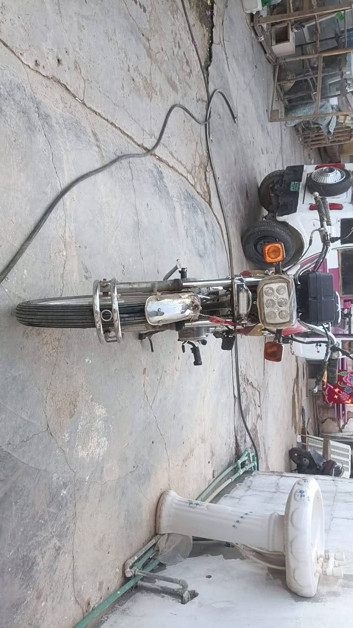 4كير نامي موديل 18اوراق كلة شغال كهربائيات اشاير سعره 300نهايتة خانقين


**إذا كنت صاحب هذا الإعلان وتريد حذفه لأي سبب، رجاءا أرسل رسالة إلى الدعم الفني**
