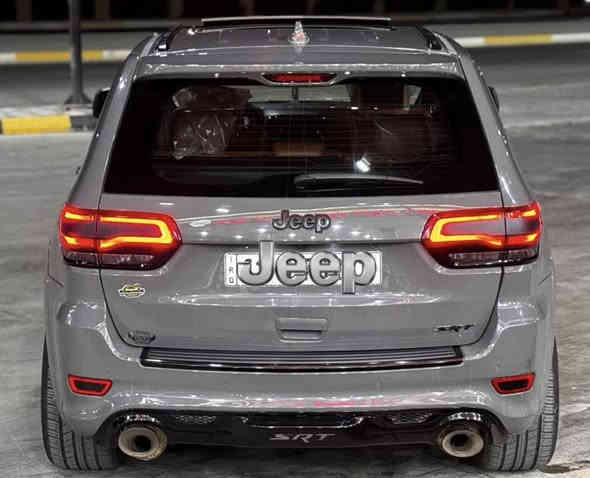 سلام عليكم 
جيب srt موديل 2020
سياره كلين تايتل وارد امريكي سياره كلش نضيفه وحلوه فول فول مواصفات لون سمنتي داخل عسلي تلاث شاشات حساسات اماميه وخلفية ورادار امامي سياره بيها كلير بجاملغ لامامي جهة راكب بسيط على كد شخط بدون فتح وسياره بدون دواخل رقمها بغداد بأسمي ماشيه 88الف ماي مبرمجه يم مصطفى ايكل سياره كلش قويه 🚀🔥 مستعجل على لبيع بدون مراوس سعر 320$
رقم ***********
