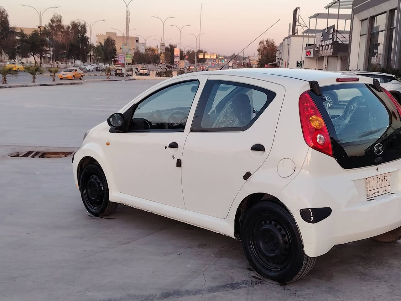 السلام عليكم
للبيع byd f0
موديل 2013
كير محرك شرط
فول مواصفات
بصمة
بصمة أبواب
تبريد ثلج ❄️
كابون بانزين ⛽️
طخم تاير جديد طخم امامي وخلفي جديد
سنوية جديدة
بدون ضرر بدون صبغ فقط تعديل بارد بل باب
ماشية 164 الف كم

سعر 41 وبيها مجال بسيط 
للاستفسار مراجعة مكتب منار الحدباء لتجارة السيارات وتنظيم عقود بيع وشراء السيارات موصل حي المثنى فرع إعدادية الرسالة

***********
***********
