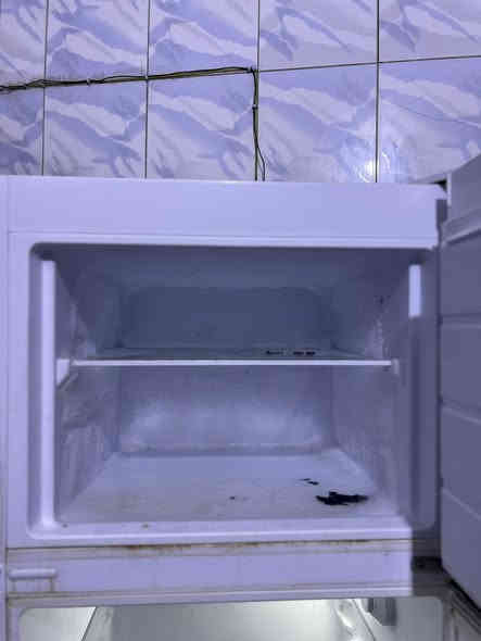 ثلاجه شركة فستل للبيع العنوان الحريه البستان 
للاستفسار ***********
