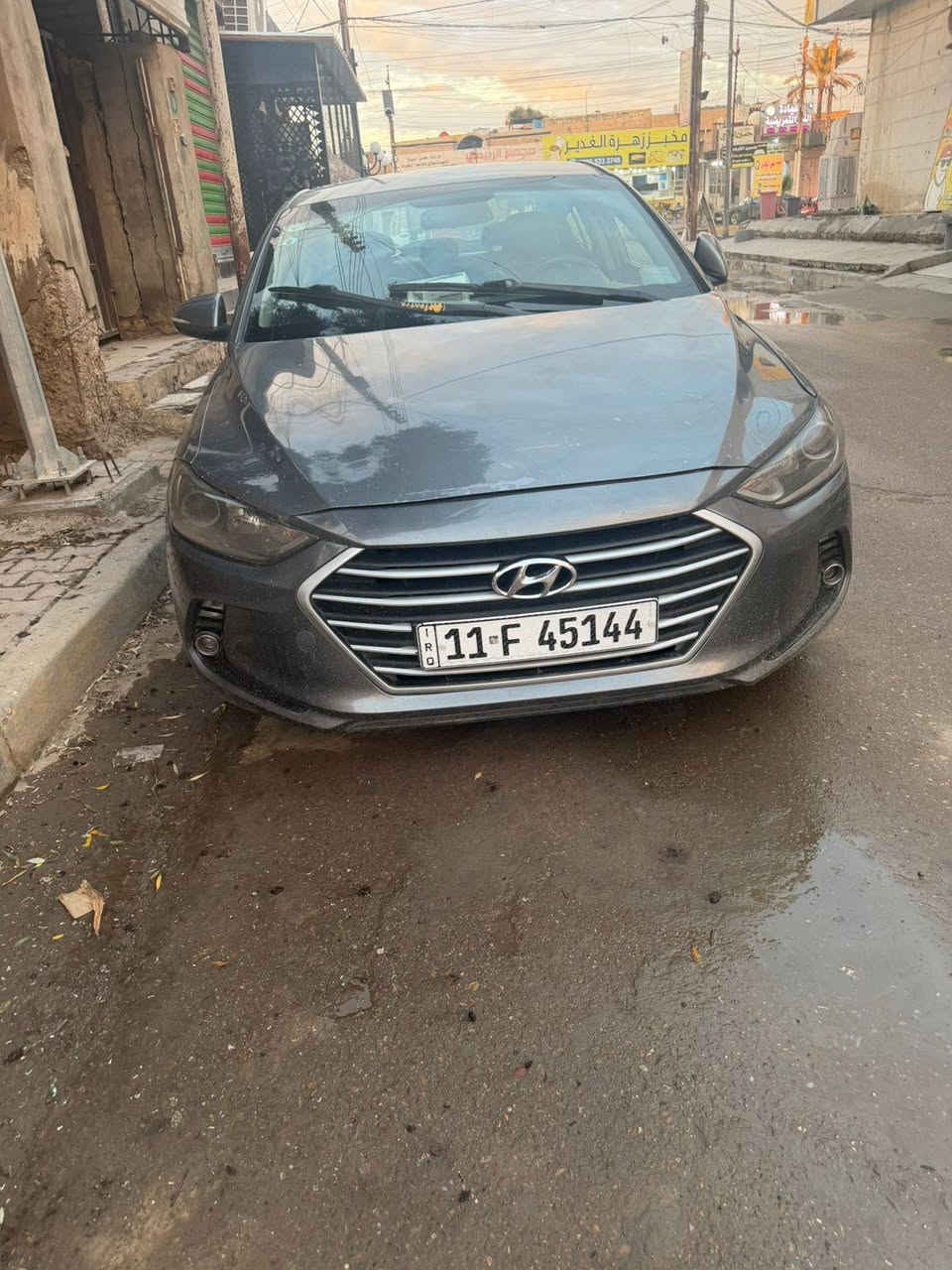 النترا موديل 2018 السياره وأرد امريكي مكينه 2000 رقم بغداد  السياره بيها مثل ماموضح بسونار السياره خير من الله تجي وتشوف بعيونك سعر السياره ب112 وبيها مجال حك الجيه مكان السياره بغداد وبيك خير وتدلل 
رقم اتصال 
***********
