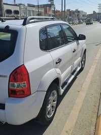 توسان ٢٠٠٩ • فتحة سقف • رقم اربيل