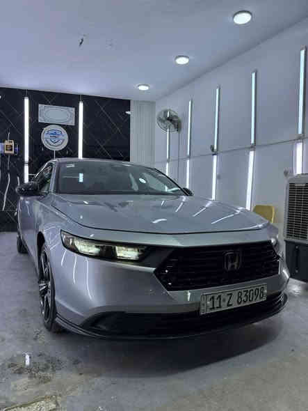 لسلام عليكم هوندا اكورد سبورت 2024  هايبرد مكينة 2000تنفس طبيعي حادثة طابة بغابة مو تصادم بية اربع قطع صبغ زائد التكم من الامام صورة والحادث موجودات بصور ماشية١٦ الف  بيها نواقص بسيطه السياره تعميرة درجة اولا مصروف علية كلة اصلي غراظ عدة بس البنيد جبتة حديد السعر مناسب 165  او مراوس  مكاني بغداد الكرخ 
***********بي واتس
