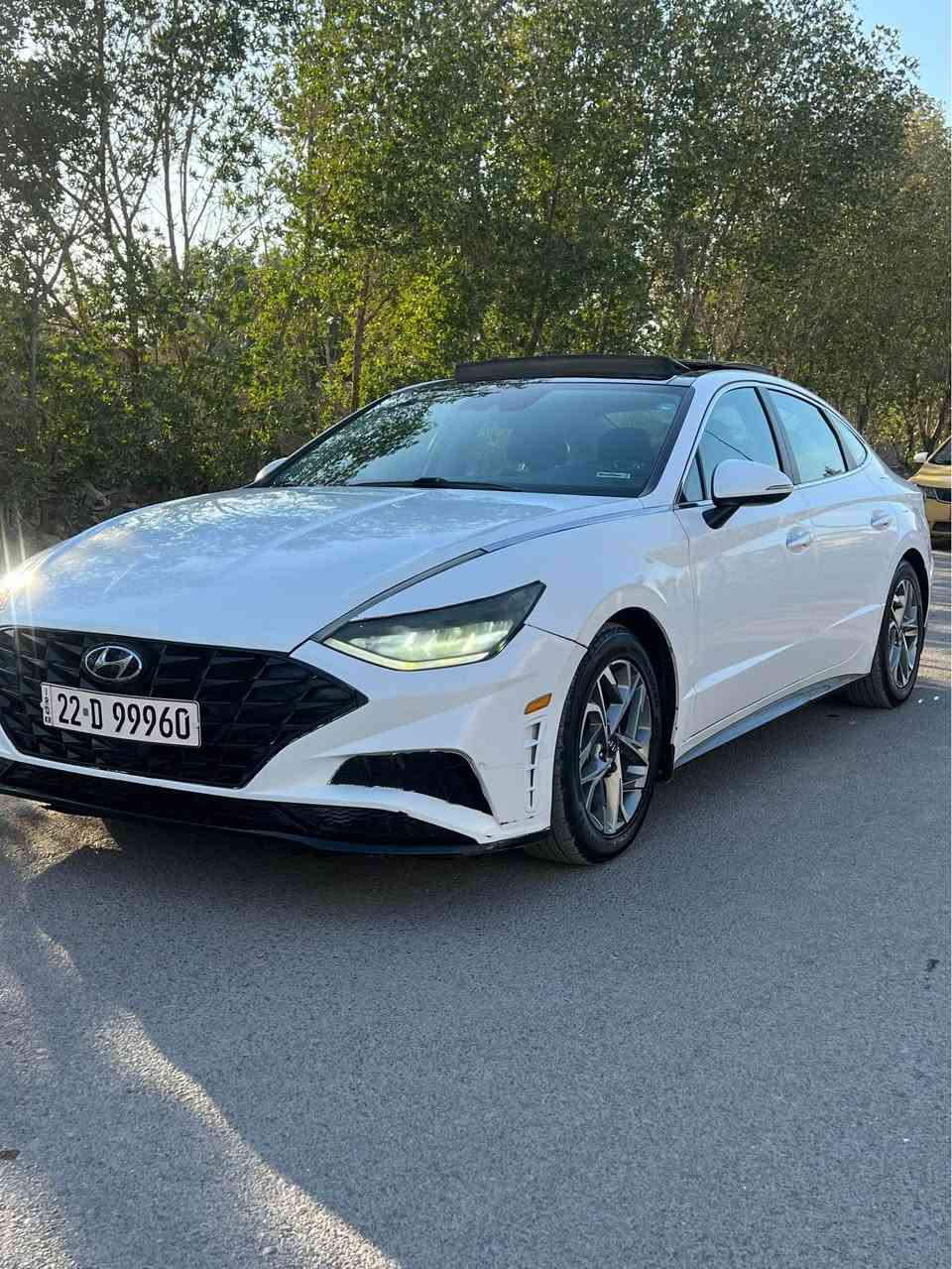 السلام عليكم
سوناتا 2023 للبيع 
فول مواصفات
محرك 2500 سمارت
ماشية 40 الف ميل تقريبا
سياره جديدة على ايدي 
حادثها بسيط / تبديل جاملغ السائق وصبغ ربع البنيد فقط 
مكانها بغداد / زيونه 
السعر 183 وبي مجال بسيط للشراي 
*********** بغداد, العراق
