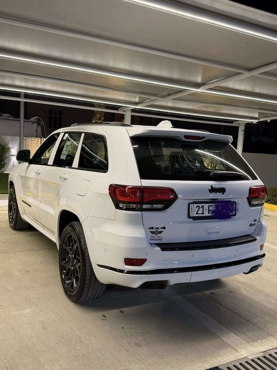 جيب (S)  موديل 2021  ( خـليـجـي )
خليجي وكالة هارلم السيارة وصيانته  
كاملة بـ شركة هارلم 
قوة المحرك 3.6L (6v) 
العداد 37 الف كيلو 
داخل جلد احمر واسود بلادي 
رادار امامي 
تحذير خروج عن المسار 
نقطة عمياء 
دفع 4x4
فرش المقاعد جلد الأمامية كهرباء 
المقاعد الأمامية تدفئة وتبريد
ذاكرة حفظ وضعيات الجلوس 
تدفئة ستيرن 
سقف بنورما 
شاشة حجم 4.8 
نظام خاص لطرق الوعرة 
مصابيح الأمامية زنون 
مصابيح LED
كشافات ضباب زنون 
تشغيل عن بعد 
صندوق كهربائي 
رادار عدسة 
حساسات امامية 
حساسات خلفية 
كامرة خلفية 
ويل قياس 20 اسود لماع 
المرائة بـ خاصية التعتيم الذاتي 
مرائة امامية كهرباء 
بلوتوث تلفون 
تحديد سرعة 
تحديد مسار 
نظام تشغيل وإطفاء أتوماتيكي 
نظام بريك اتوماتيكي 
السيارة سبيره منازل 
مواصفات S معروفه 
رقم سليمانيه باسمي 
هزة جديدة 
رقم جديد 
السيارة جديدة بـ معنى الكلمة 
عنوان السيارة بغداد 
ملاحضه بيهه فقط شبر بل دعاميه صبغ 
السعر352  وبيهه مجال 
***********
مكاني بغداد. البياع
