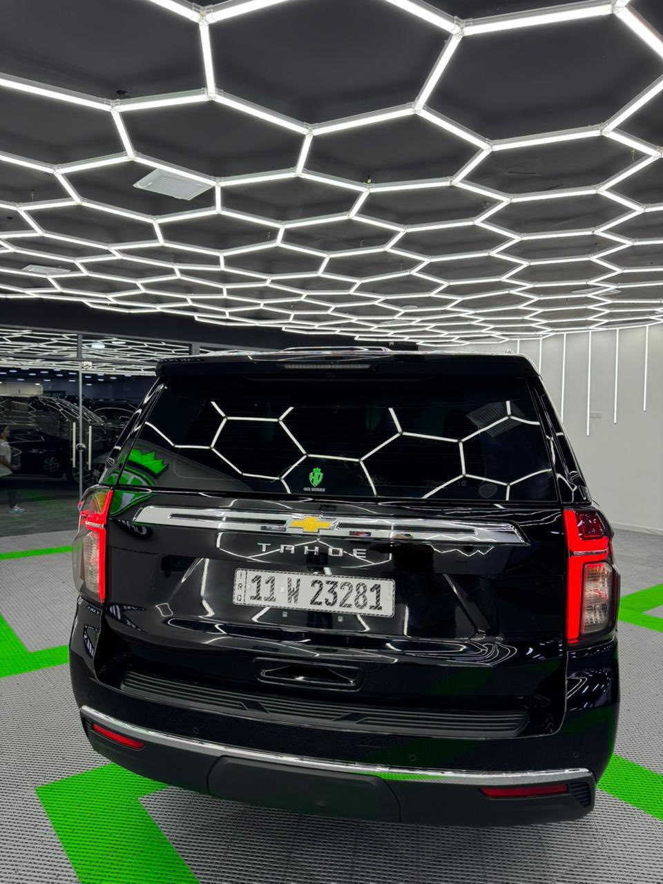 السلام عليكم للبيع تاهو موديل 2023 خليجي مواصفات LS معروفه مواصفاتها ماشية 86 الف حقيقي بجم برايمر بلادي كشنات كهرباء رادارات 360 درجه تحكم ستيرن جهتين كامرة دوارة تبريد مركزي 
حساسات امامي خلفي مري كهرباء تحديد مسار 
اطفأ ذاتي عند الوقوف هندبريك بصمه تخم تاير 
صدر امامي خلفي جديد تخم تاير مكينه كير كفاله 
السيارة كفاله ماعده ربع باب مرشوش بدون ضرر اثر شخط السعر 438 وبيها مجال السونار مرفق مع الصور 
مكان السيارة ديالى المقدادية ***********
