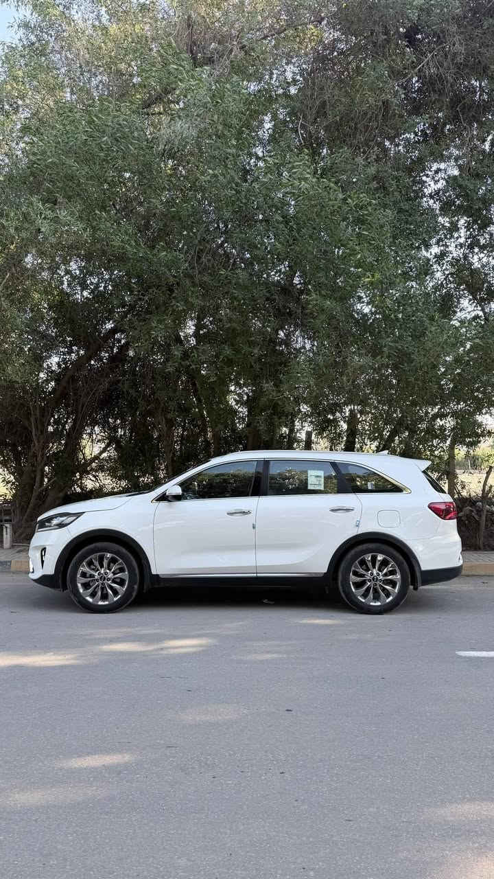 للبيع كيا سورنتو ٢٠٢٠ رقم اربيل  انكليزي ٦ سلندر  مكفوله من ضربه وصبغ وتبديل مكينه وكير على وضع الشركه  ماشيه ٦٢ الف سعرها ٢٥٨ وبيها مجال بسيط النجف الاشرف اتصال ***********
